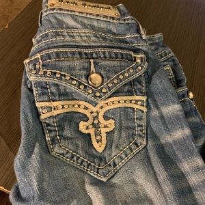 Rock revival Noel Capri